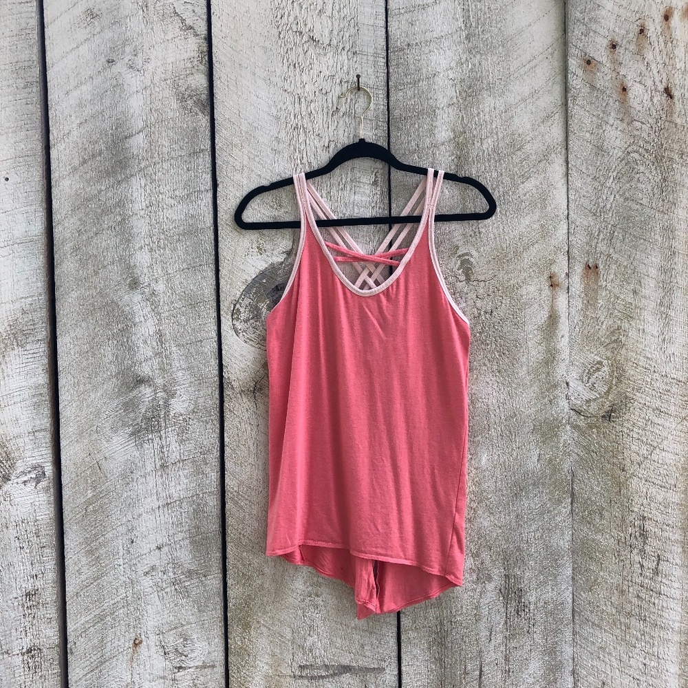 Calia by Carrie Underwood | crisscross tank top